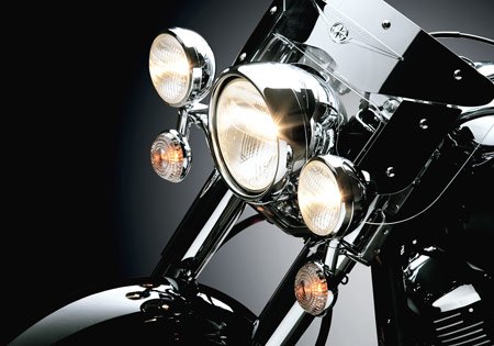 不同的摩托车有不同的照明选择。